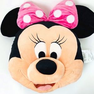 Disney Minnie Mouse pillow. Size 16in  like new.